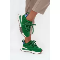 Zelená