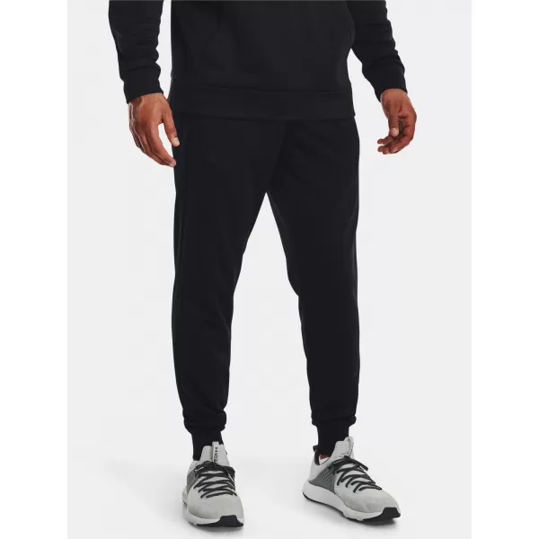  Pánske tepláky UNDER ARMOUR UA ARMOUR FLEECE JOGGERS 1373362-001 ČIERNA 