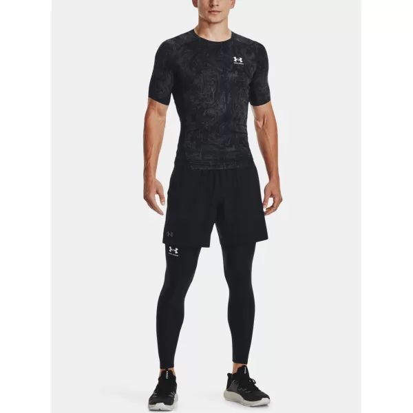  Pánske tričko UNDER ARMOUR UA HG ARMOUR COMP PRINT SS 1370324-001 ČIERNA 