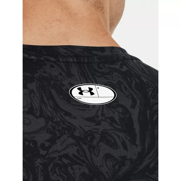  Pánske tričko UNDER ARMOUR UA HG ARMOUR COMP PRINT SS 1370324-001 ČIERNA 