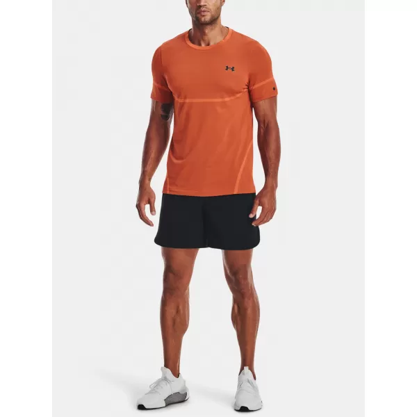  Pánske šortky UNDER ARMOUR UA PEAK WOVEN SHORTS 1376782-001 ČIERNA 