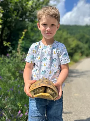Detské tričko s krátkym rukávom WAMU OSPALÍ MACKO BIELA/MODRÁ