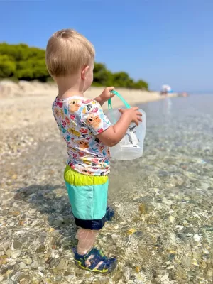 Detské tričko s krátkym rukávom WAMU HRAVÉ KOALY BIELA/VIAC FAREBNÁ