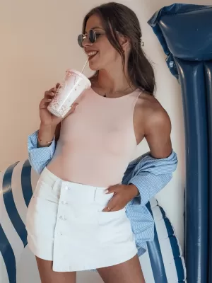 Dámske šortky DSTREET SUMERLUXE SY0338 BIELA