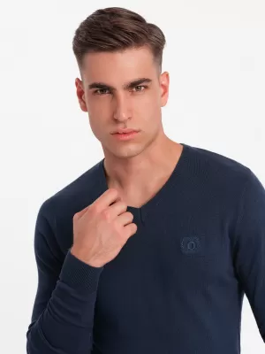 Pánsky sveter OMBRE OM-SWBS-0107 NÁMORNÍCKA MODRÁ