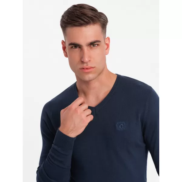  Pánsky sveter OMBRE OM-SWBS-0107 NÁMORNÍCKA MODRÁ 