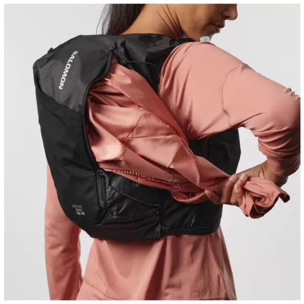  Dámsky ruksak SALOMON ACTIVE SKIN 12 WOMEN SET LC2178600 ČIERNA/KOVOVÁ 