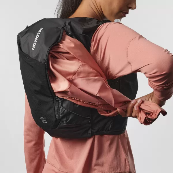  Dámsky ruksak SALOMON ACTIVE SKIN 12 WOMEN SET LC2178600 ČIERNA/KOVOVÁ 