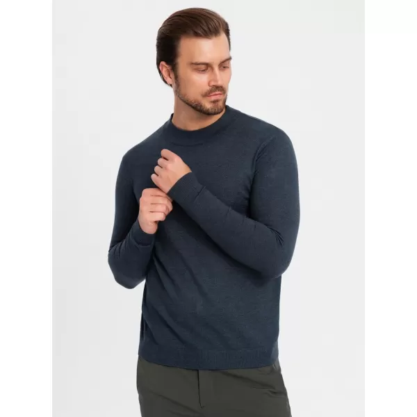  Pánsky sveter OMBRE OM-SWTN-0125 NÁMORNÍCKA MODRÁ 