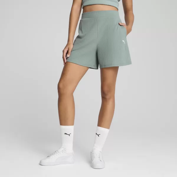  Dámske šortky PUMA ESS ELEVATED SHORTS 685026_30 ZELENÝ MESIAC 