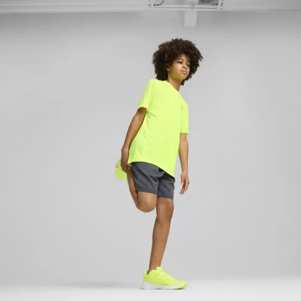  Kraťasy PUMA TAD ESS WOVEN SHORTS 526539_69 GALAKTICKÁ ŠEDÁ 