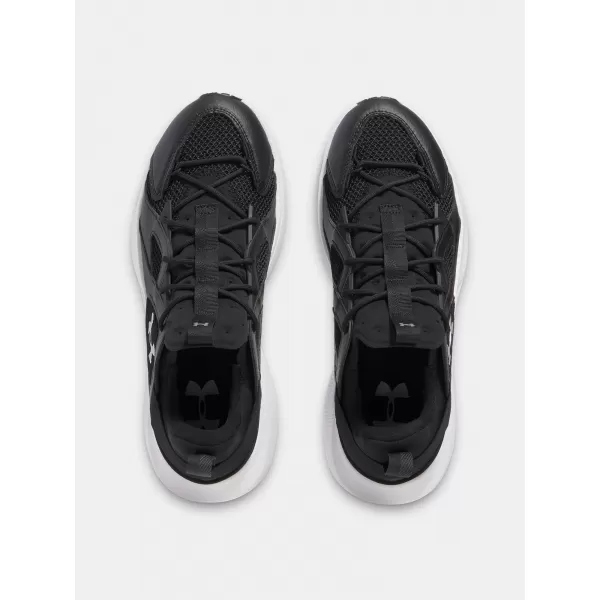  Čižmy UNDER ARMOUR INFINITE MVMNT SE 6000902-001 ČIERNA 