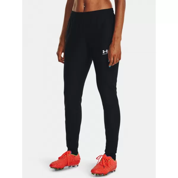  Dámske športové nohavice UNDER ARMOUR WS CH. PIQUE PANT 1379599-001 ČIERNA 