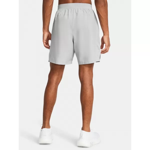  Pánske šortky UNDER ARMOUR LAUNCH 7 UNLINED SHORTS 1382622-011 SIVÁ 