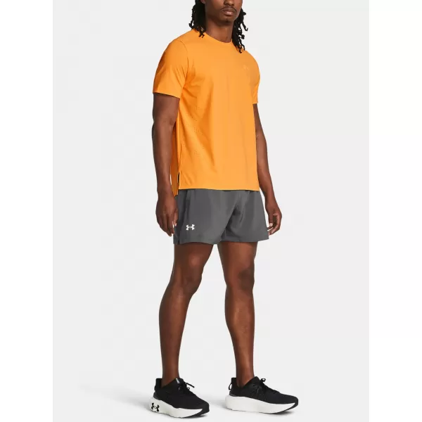  Pánske šortky UNDER ARMOUR LAUNCH 5'' SHORTS 1382617-025 SIVÁ 