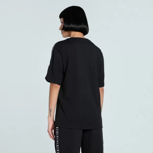  Tričko PUMA ESS TAPE RELAXED TEE 685009-01 ČIERNY 