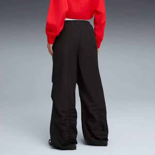  Dámske nohavice PUMA WARDROBE ESS PARACHUTE WOVEN PANTS OP 632044-01 ČIERNY 